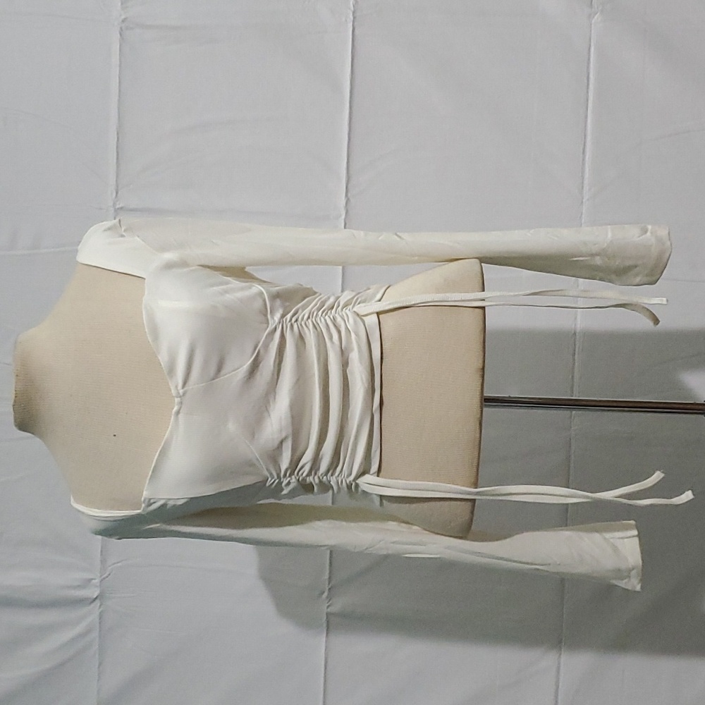 Unity Ruched Crop NEW - Picture 3 of 8